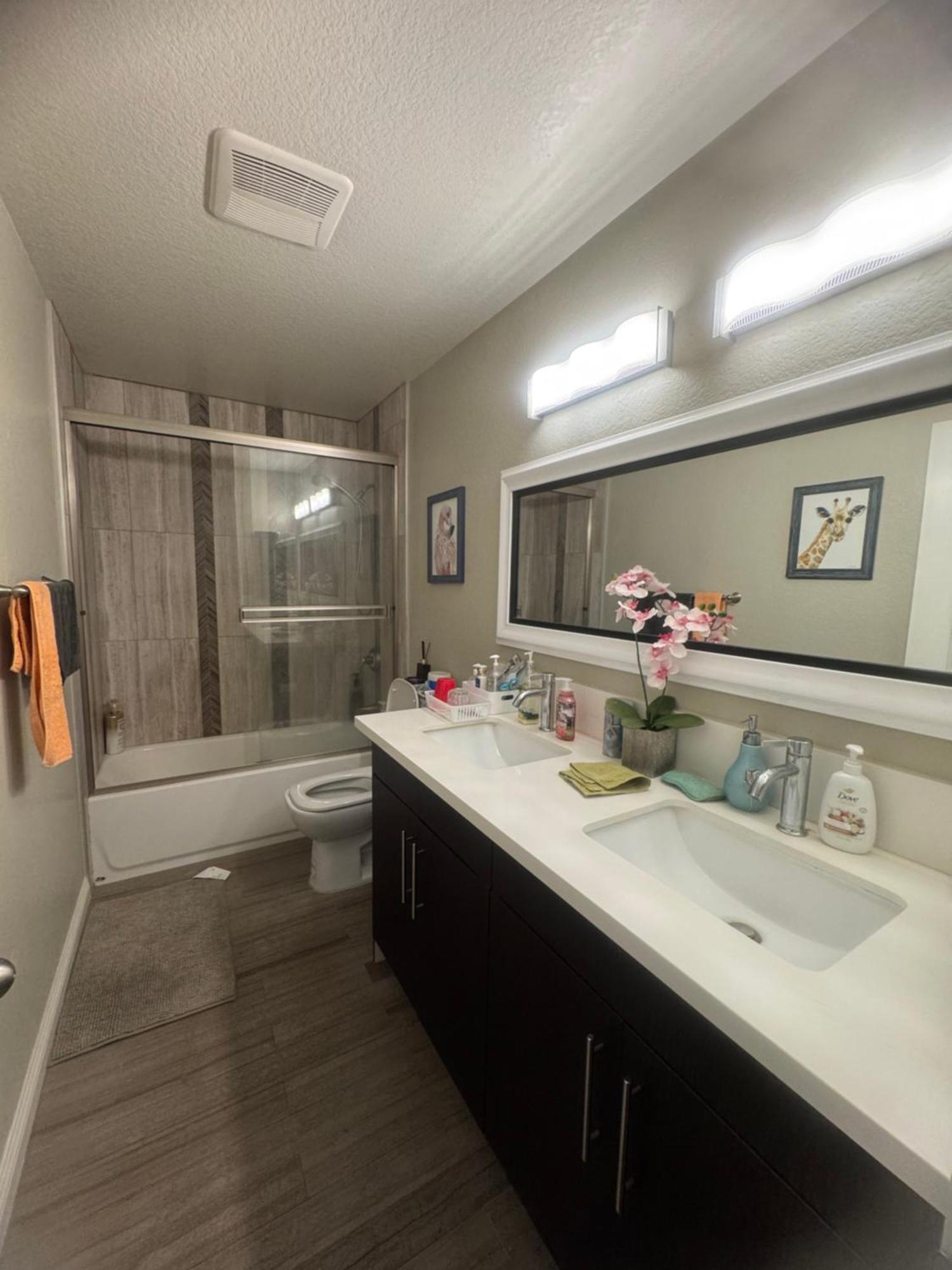 2#Family Suite King Bed Room Чино Хилс Екстериор снимка